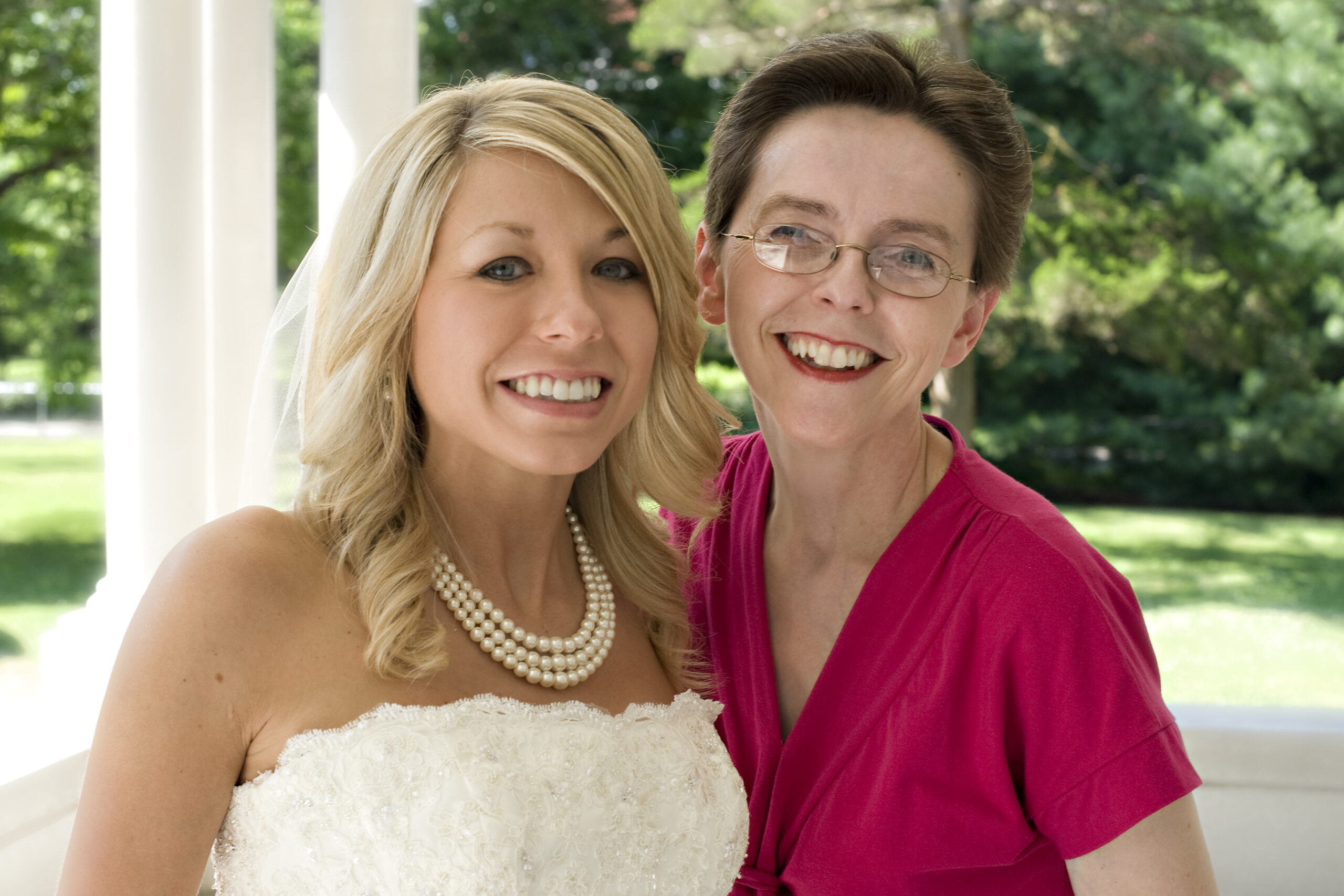 Bridal Portrait Idea: A Shot with Mom