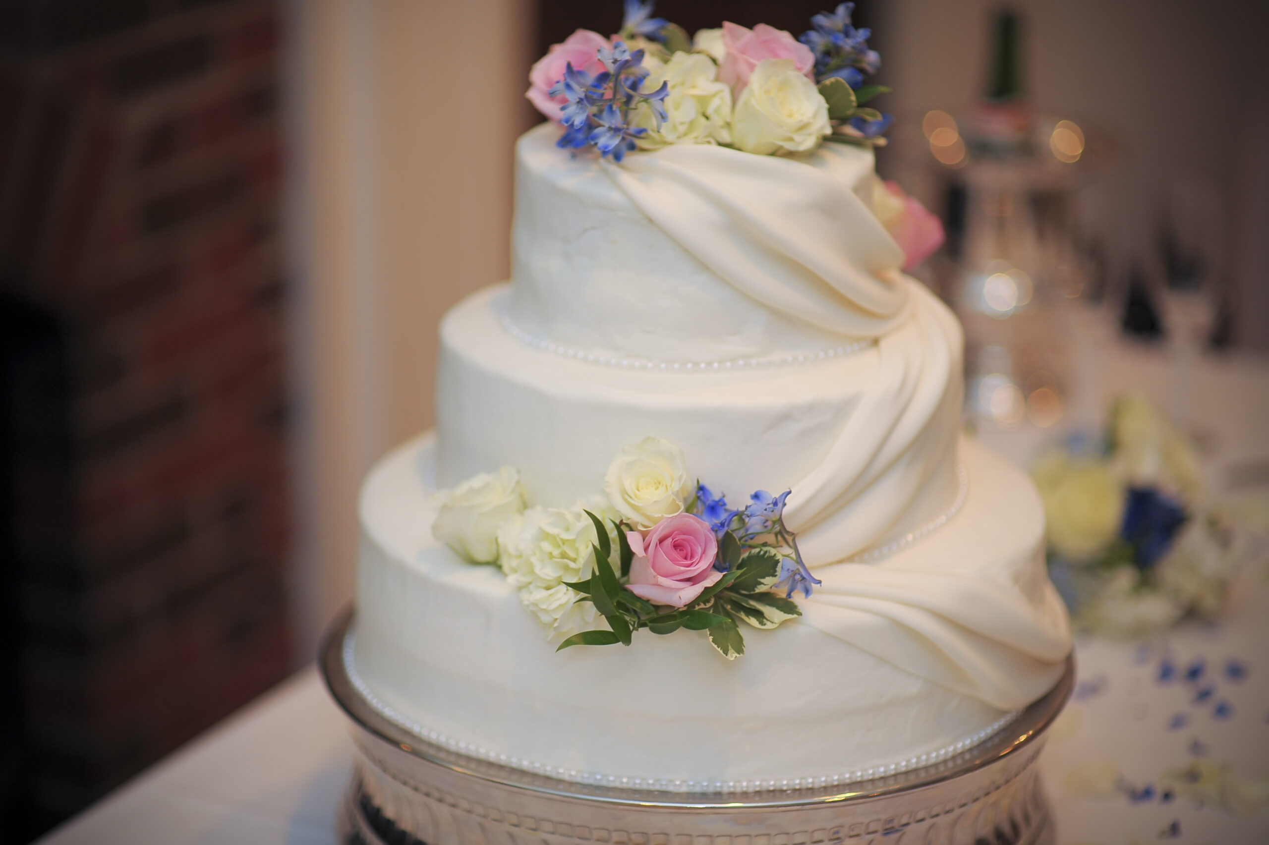 Wedding Cake Idea: The Drape Effect