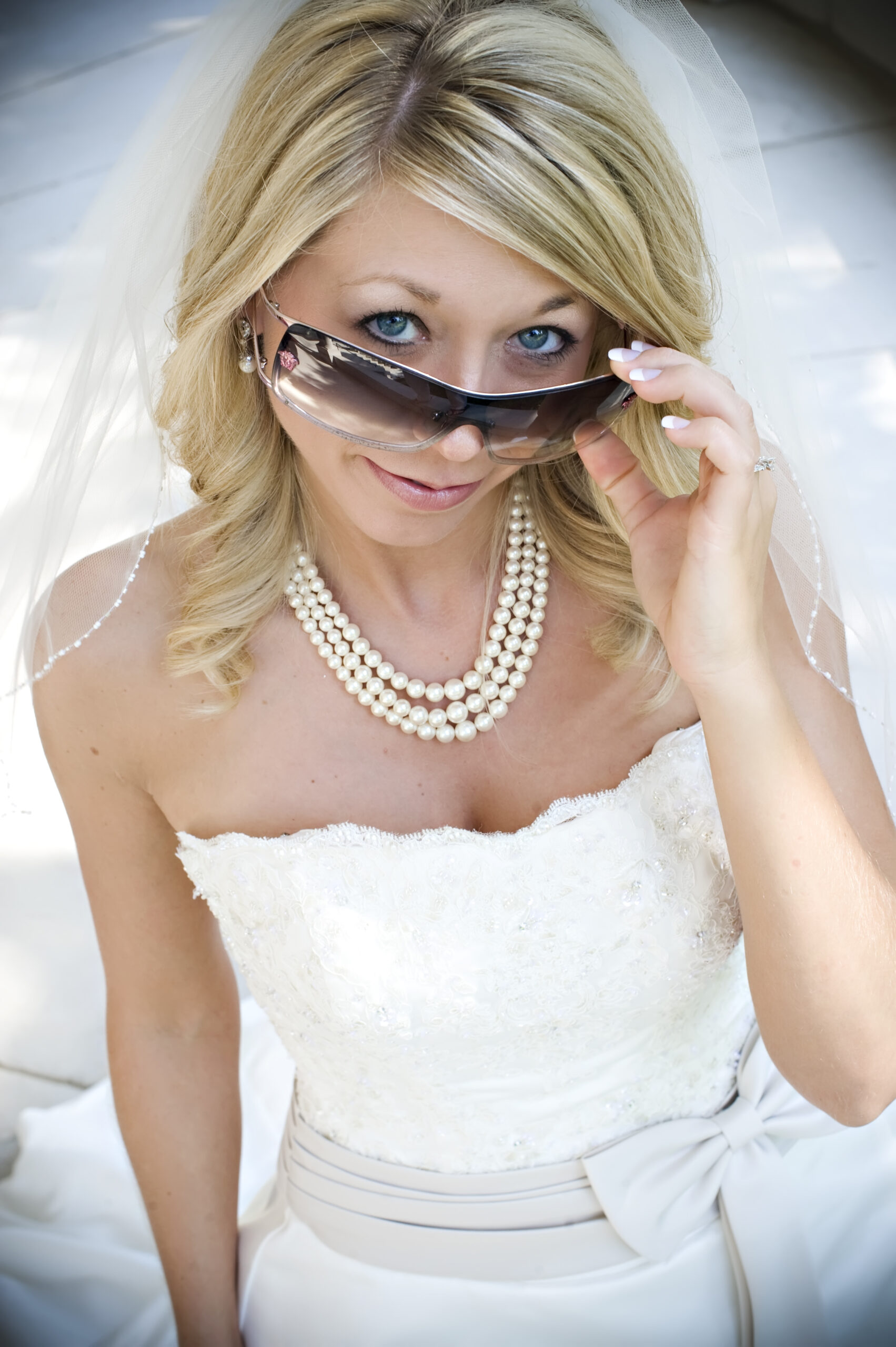 Bridal Portrait Idea: Fun With Sunglasses!