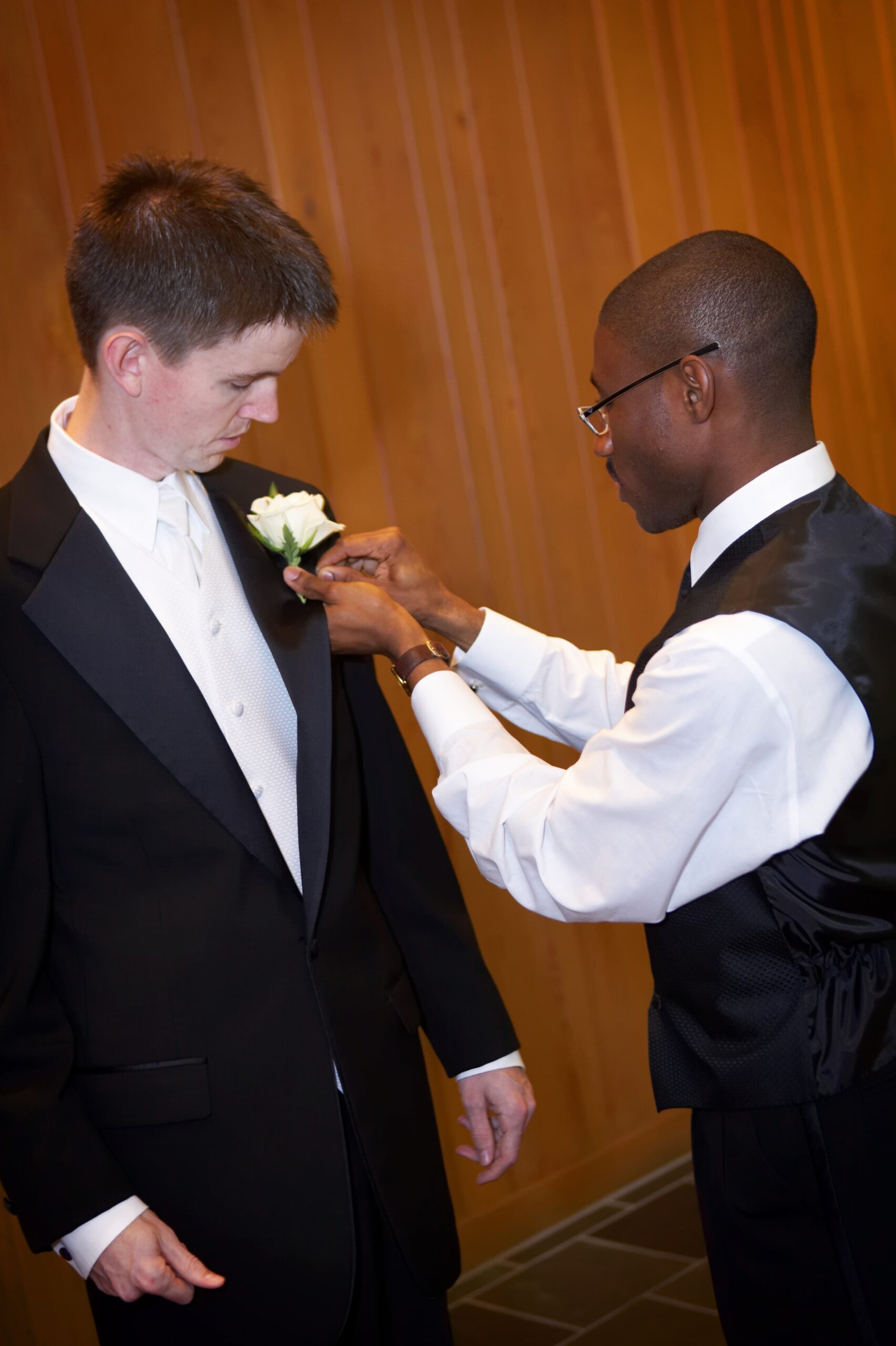 Wedding Day Need: Corsage and Boutonniere Pinner