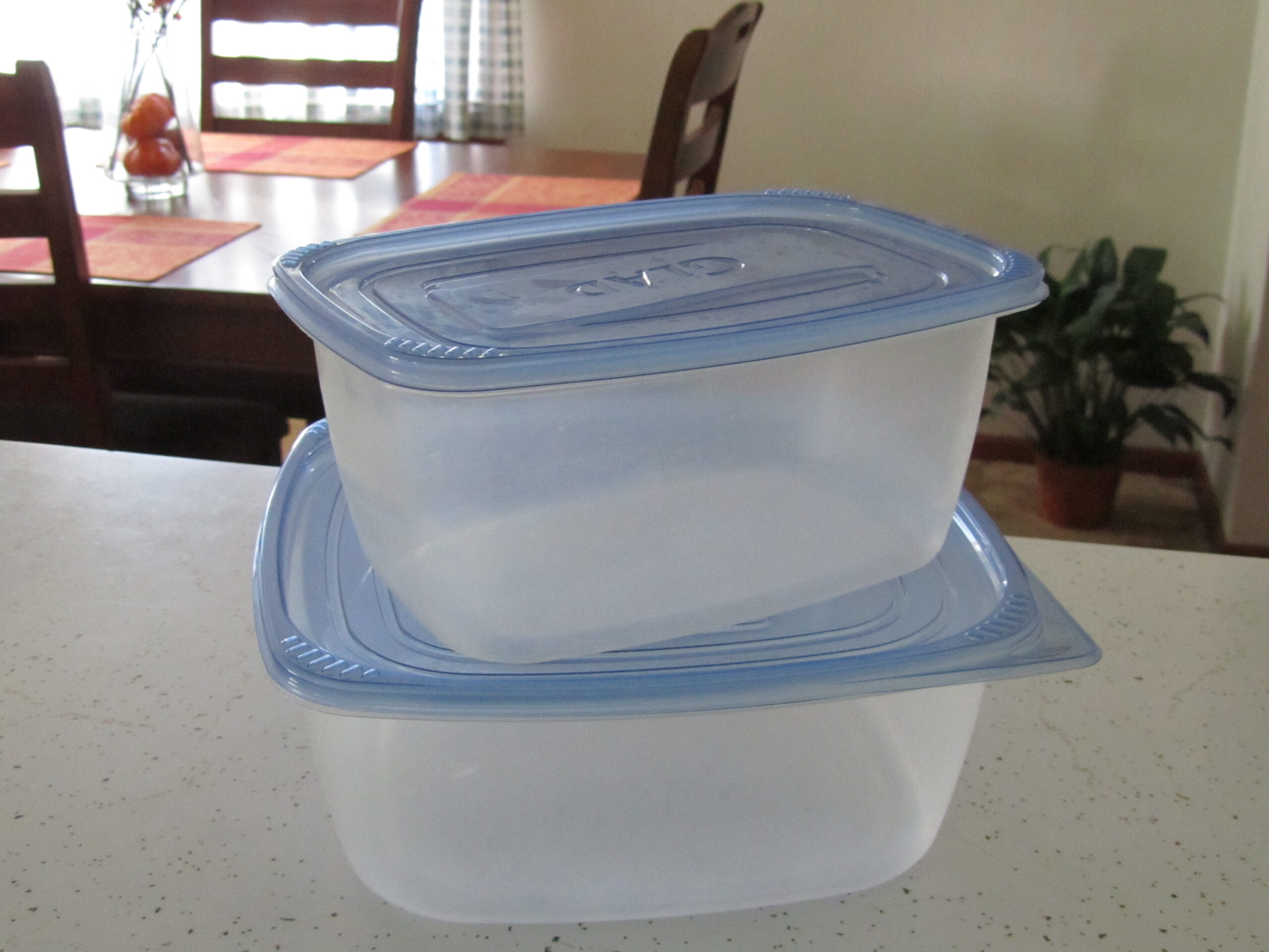 Wedding Day Checklist: Containers for Leftover Cake