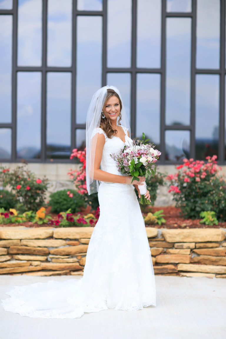 Wedding Photography: Bridal Portrait Roundup
